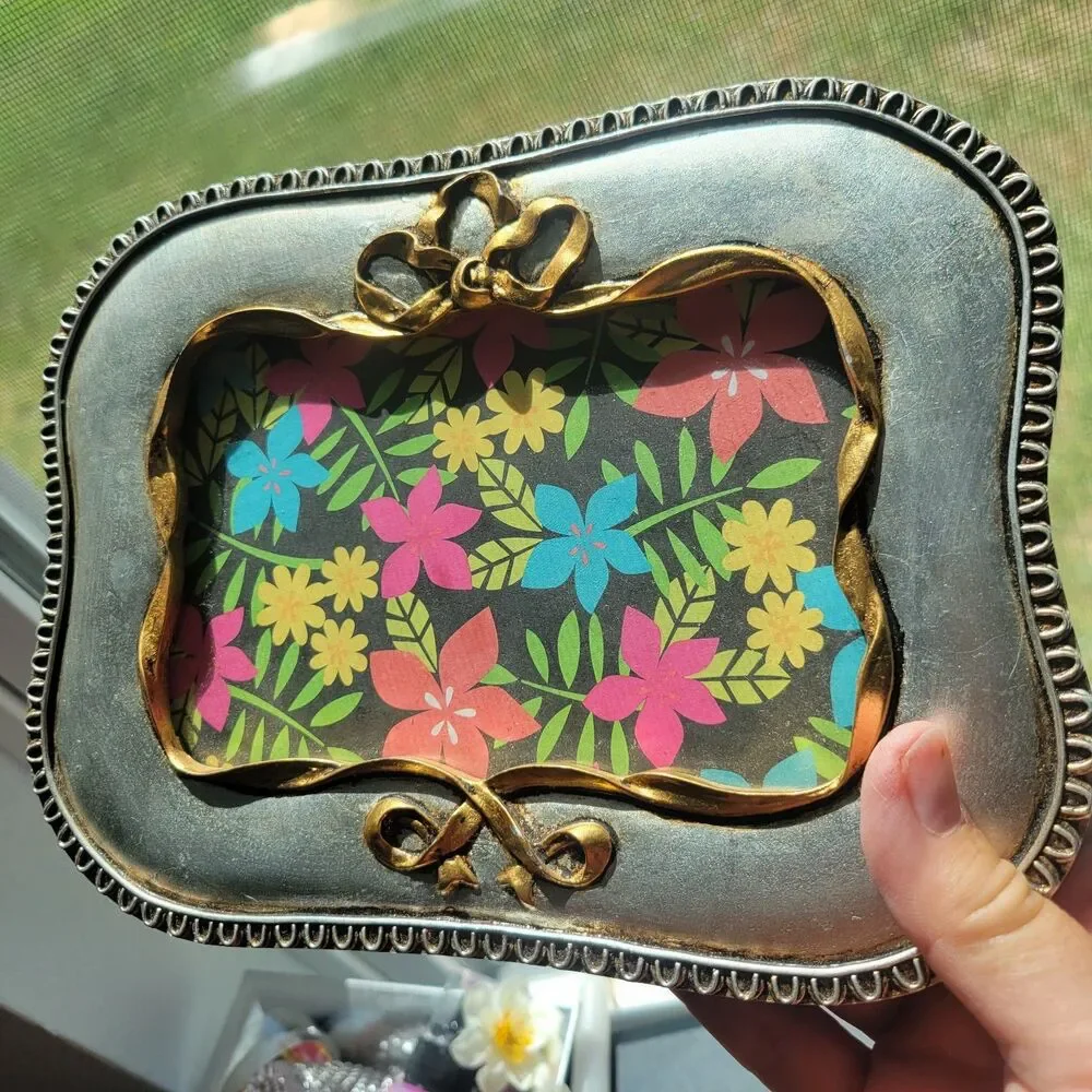 Vtg 2 tone Gold Silver photo frame bow present 4x6 ornate composit Coquet